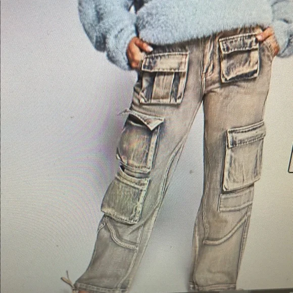 Liquor N Poker NWT straight leg denim cargo pants in washed pink size US 2